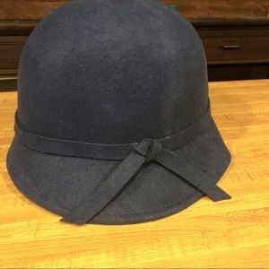 Blue 1920’s style cloche hat